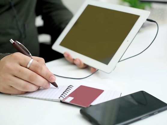 Najlepsze narzędzia do rejestracji uczestników konferencji online – kompleksowy przewodnik